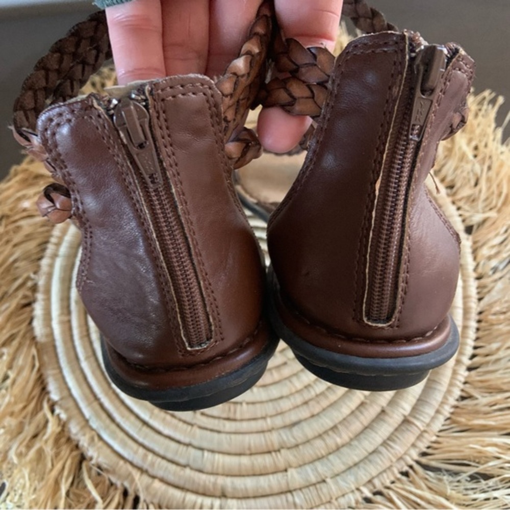 B.O.C. Women’s Macedonia Brown Leather Gladiator Sandals Size 8 - Picture 9 of 16